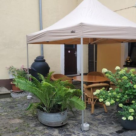 Ferienwohnung Am Rosengarten โลเบา ภายนอก รูปภาพ